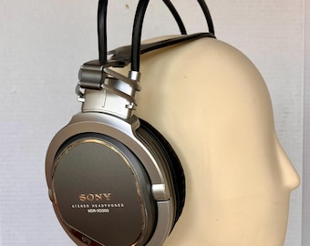 SONY MDR-XD300 circumaural studio Monitor series Headphones