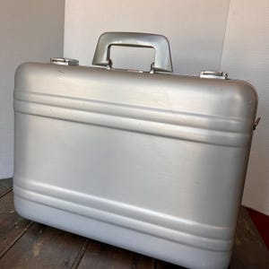 il_300x300.6938294504_pqgo.jpg