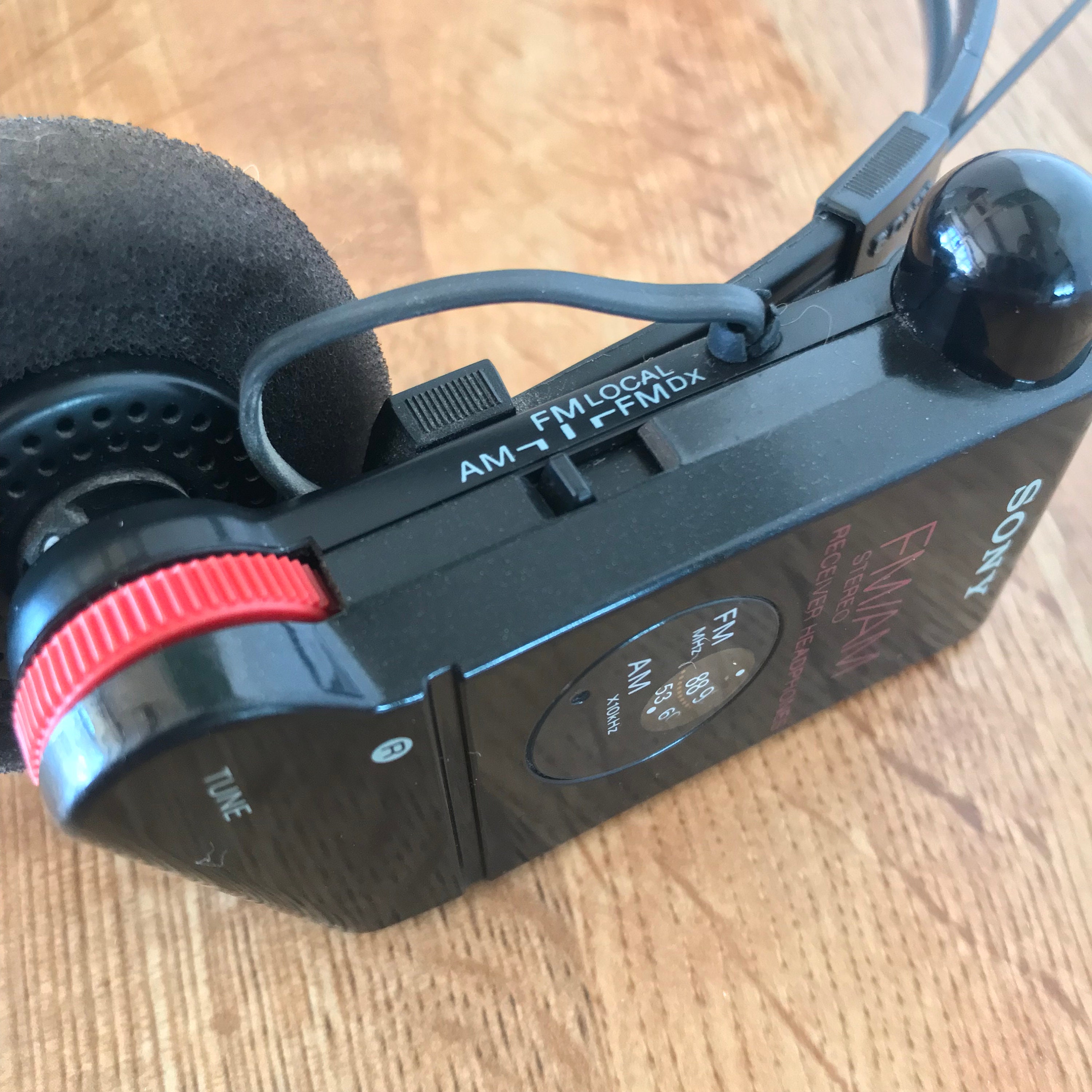 SONY Fm Am Stereo Receiver Headphones Adjustable VINTAGE 80s