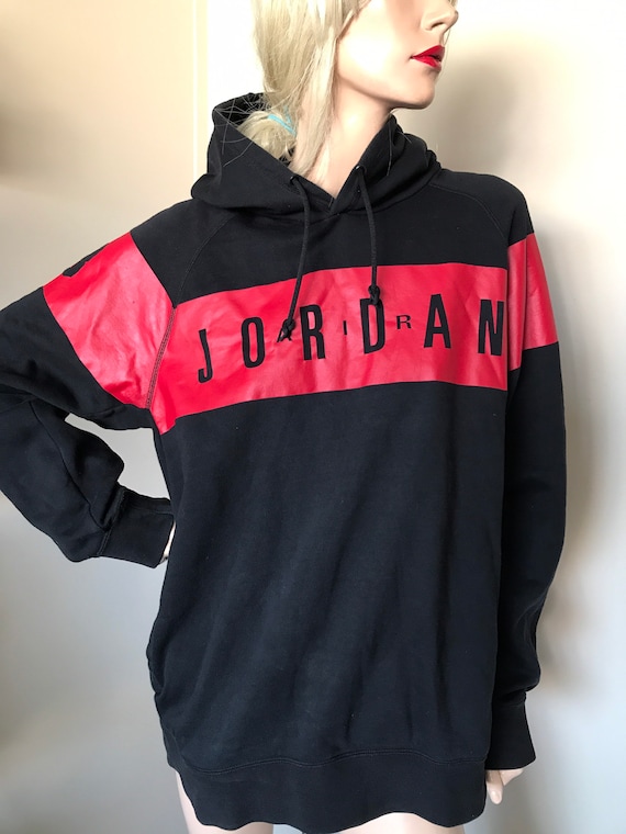 Black and red jordan hoodie 2025