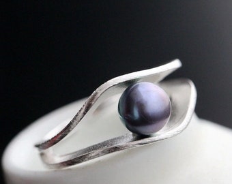 Black Pearl Ring, Natural Pearl Ring, Pure 925 Sterling Silver Ring, Hammered Band Ring, Open-end Ring, Adjustable Ring, Pearl Jewelery