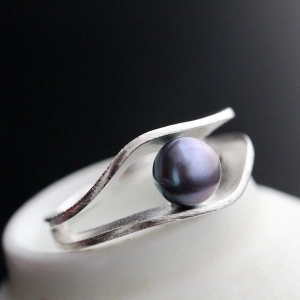 Bague En Perle Noire, Bague en Perle Naturelle, Bague en Argent Sterling Pure 925, Bague à Bande Martelée, Bague à extrémité ouverte, Bague Réglable, Bijoux en Perle