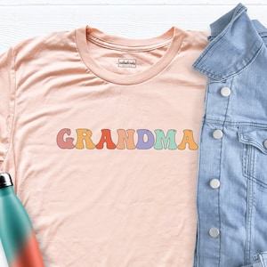 Grandma Shirt, Cute Grandma Shirt, Grandma Shirt for Mother's Day Shirt, Grandma Reveal, Nana Shirt, Pregnancy Reveal Grandma Tee