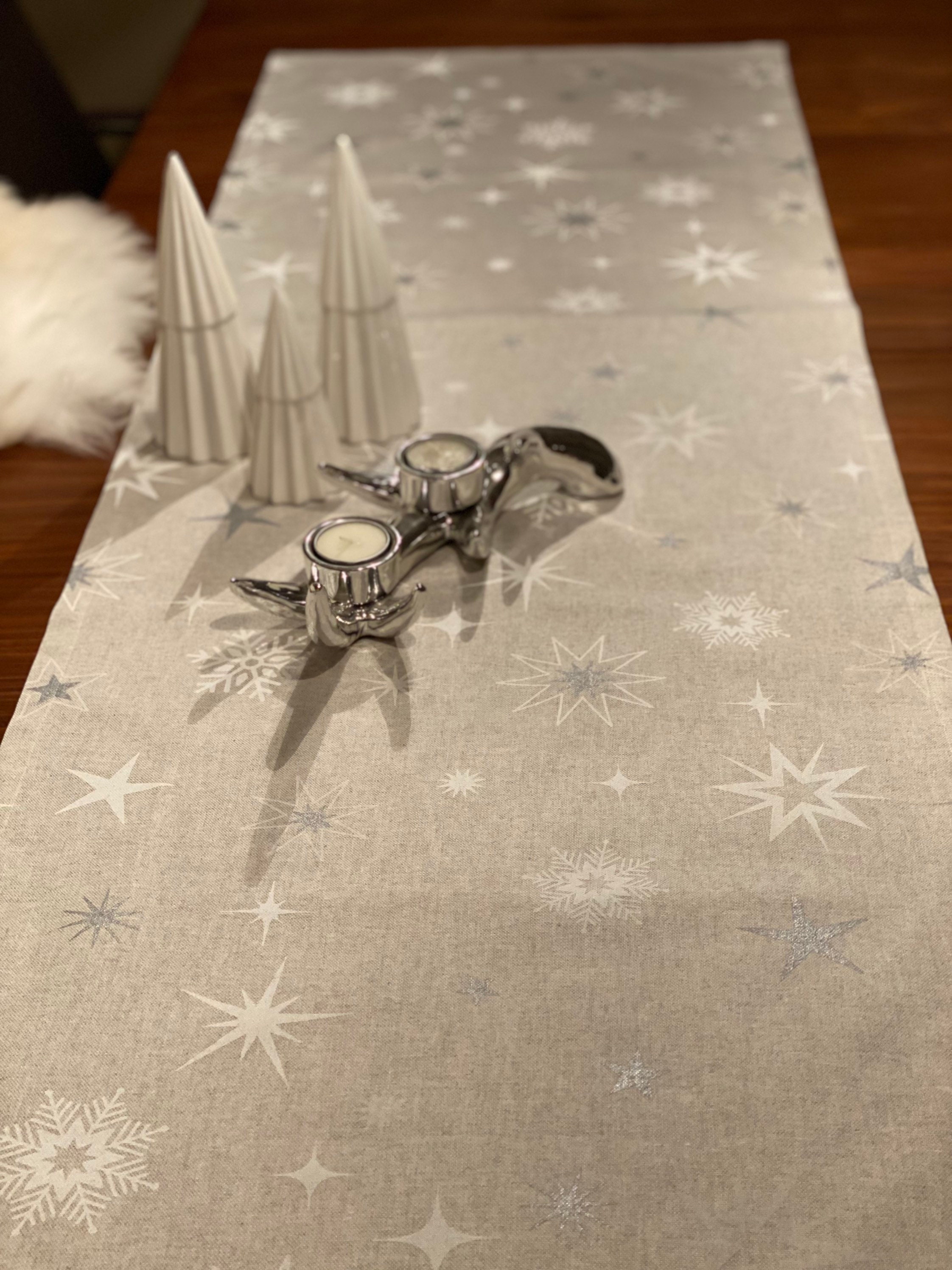 Tischläufer / Weihnachten/ Winter Eiskristalle auf silbergrau / Canvas