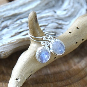 Orecchini in pietra di luna in argento sterling