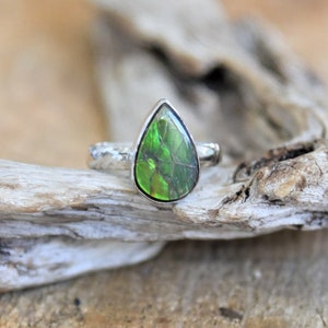 Sterling Silver Ammolite Ring - Size: 9 1/2
