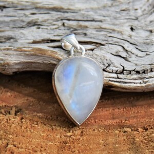 Sterling Silver Moonstone Pendant