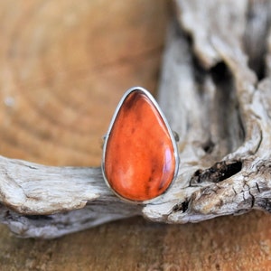 Spiny Oyster Ring - Sterling Silver - Size: 8