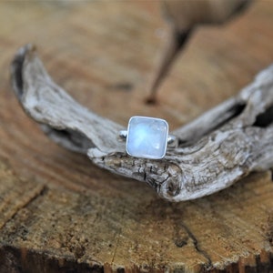 Moonstone Silver Ring - Size: 11