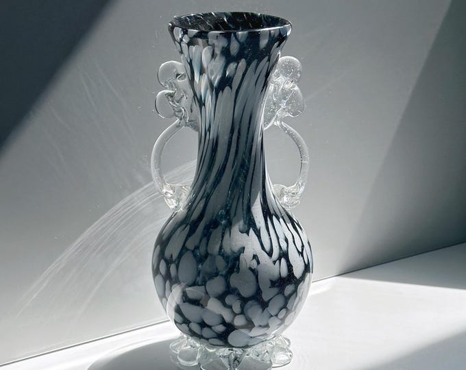 Vintage Murano Flower Vase from the 1960s Florence Florentine Black White Swirl Italy 70s 70s 1970 Brutalist 60s 60s 1960