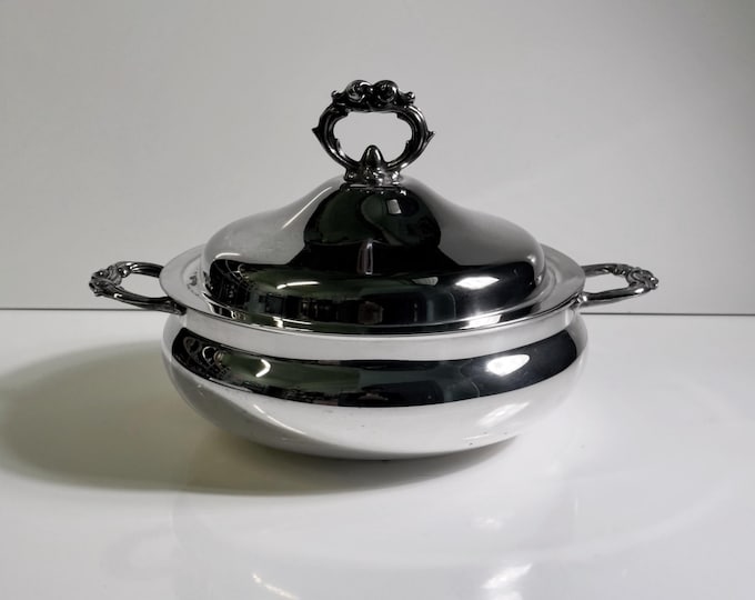 Vintage silver-plated bowl, tureen, soup bowl, handled bowl, lidded bowl, serving bowl, soup bowl, 1970s