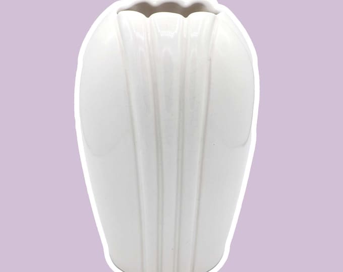 Vintage Ceramic Vase Art Deco Neo Revival Shell White Flower Vase 80s 80s 1980 Miami