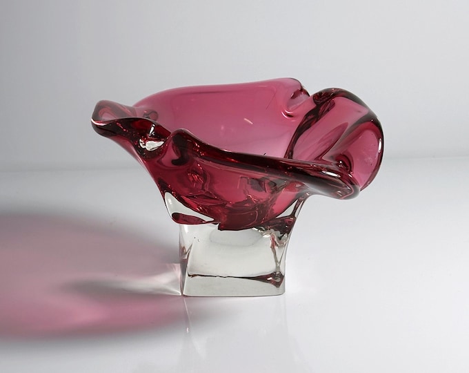 Heavy Bowl Vide Poche Josef Hospodka - Chřibská Bohemian Cranberry Glass Sklo Skrdlovice Bohemia Mid Century