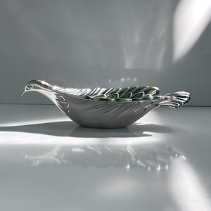 Vintage silver-plated metal bowl bird dove from the 70s Italy Vide Poche silver plate offering bowl