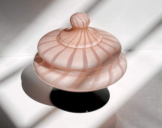 Vintage Murano Bonboniere Rosa Swirl Italy MCM Empoli Opalina Filigrana Lidded Box 1950 50s 50s Mid Century Milk Glass Opal 70s