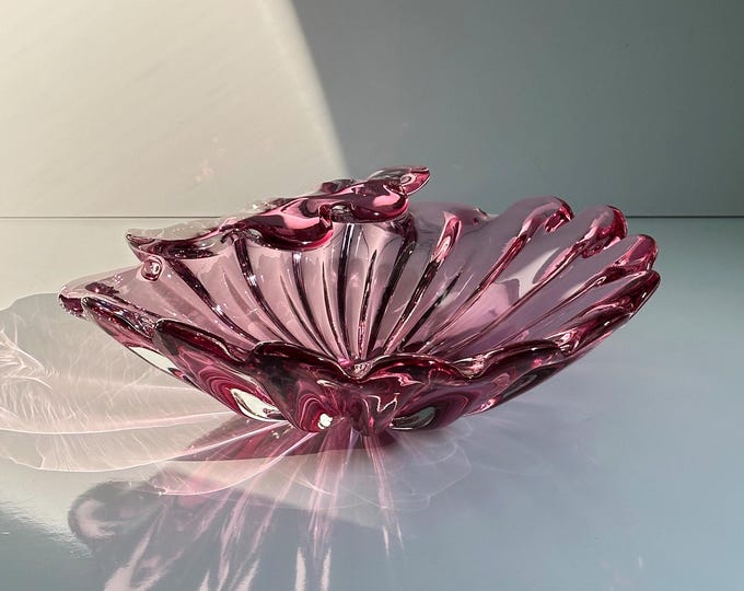 Large vintage shell-shaped bowl by Formia Vetri Murano shell cranberry glass fruit bowl Barovier Toso heavy Italy 70s 1970
