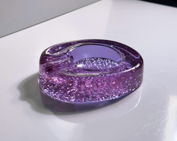 Vintage glass ashtray, 1970s, Italian, Palo Santo bowl, Murano Alexandrite, Mid-Century, 1970s, Neodymium, Zelezny Brod, ZBS, Lilac, Pink
