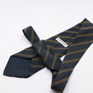 Vintage Giorgio Armani Tie Made in Italy Silk Navy Blue Gold Stripes Striped image 3