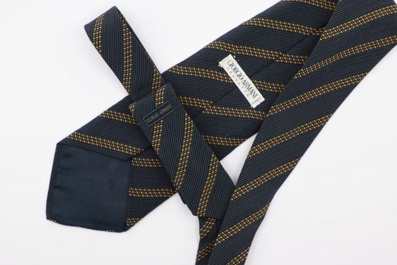 Vintage Giorgio Armani Tie Made in Italy Silk Navy Blue Gold Stripes Striped image 2