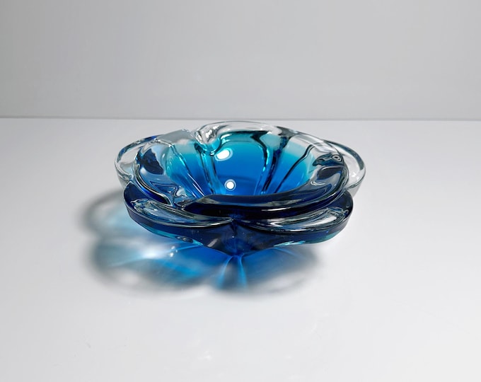 Vintage Bohemian Ashtray Bowl CZ Glass Blue Flower 60s 70s Seguso Cobalt Ultramarine Blue 70s 1970