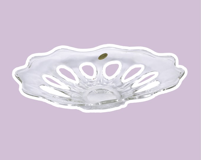 Vintage Large Offering Bowl Lucyna Lead Crystal Handmade Mouth Blown Holes Murano Style Plate Bowl Bowl Fruit Bowl