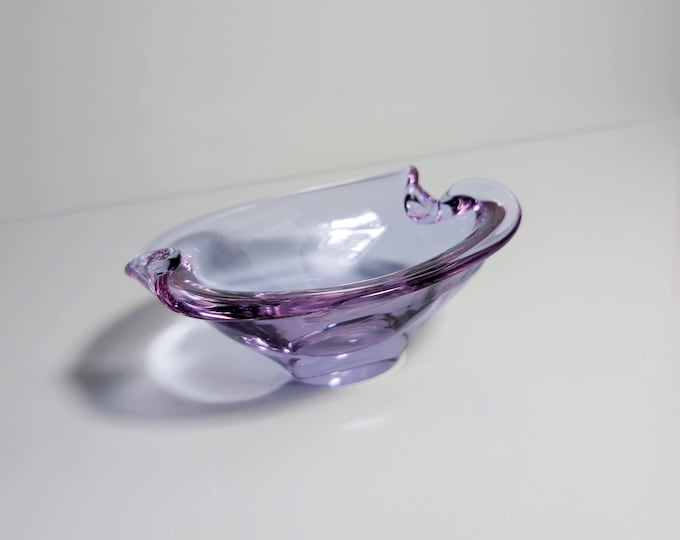 Vintage Bowl Ashtray Alexandrite Bohemia Czech CZ Neodymium Glass Mid Century Sklo Union Zelezny Brod ZBS Miroslav Klinger 1950s 50s