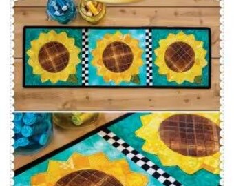 Patchwork Pansy Table Runner Pattern by Shabby Fabrics - Etsy