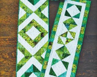 Coupe libre - Chemin de table Fraternal Twins