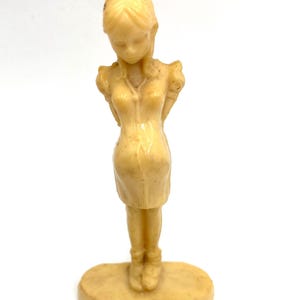 Kilroy Was Here - Original 1940&#39;s WW II Era Pregnant Japanese Girl Figure - War Souvenir