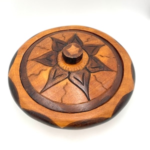 Vintage Wooden Box, Trinket Box, Jewelry Box, Rustic Wood Box, Storage Box, Gift Box, Carved Box, Wooden Keepsake Box, Decorative Box.
