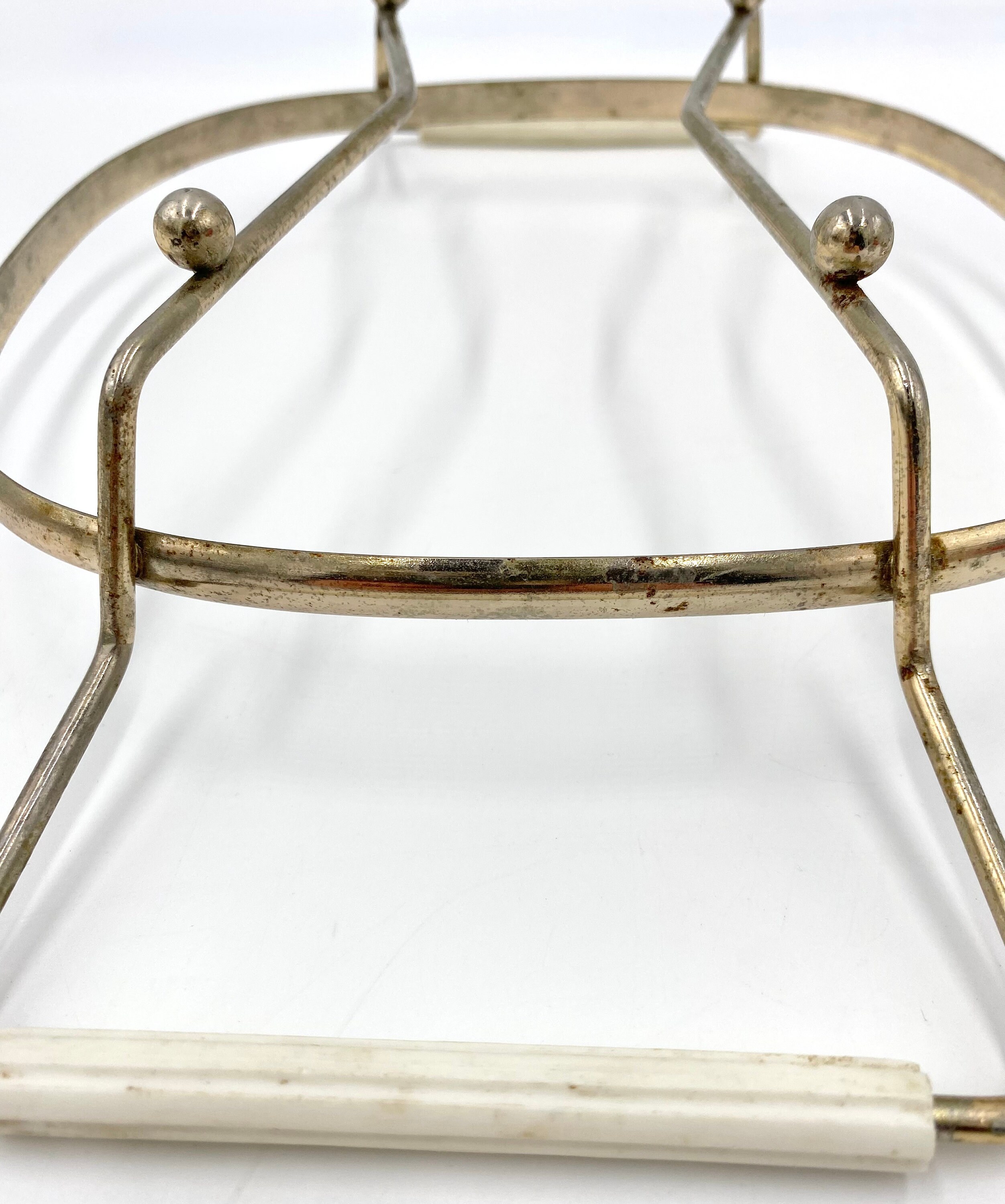 Hot Plate Trivet Casserole Dish Stand 4 Legs and Handles. Etsy UK