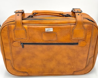 Vintage Skyway Travel luggage Orange Needs Key Locked Opened.