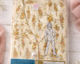 Conjunto de pijama de franela vintage de Sears de los años 70, nuevo, sin usar / Pijama floral estilo cottagecore / Pijama de franela nuevo / Conjunto de estar por casa retro con botones