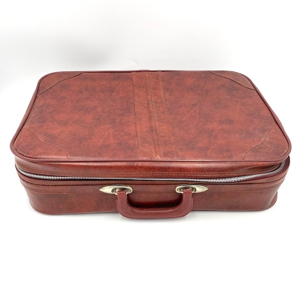 Vintage Suitcase Luggage Overnight Bag Case Carry On Soft Shell Vinyl NO Key.