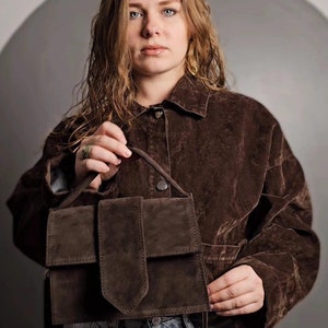 Braune Wildlederhandtasche, Winter-Crossbody-Tasche aus echtem Leder für Frauen, Schultertasche mit verstellbarem Riemen, Werkzeugbox-Tasche