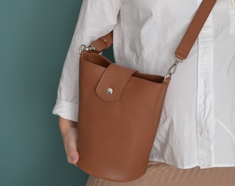 Handmade Leather Bucket Bag: Genuine Leather Shoulder Tote