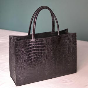 Sac fourre-tout en cuir croco noir, grand sac à bandoulière, sac pour ordinateur portable en cuir gaufré, sac d'affaires pour femme