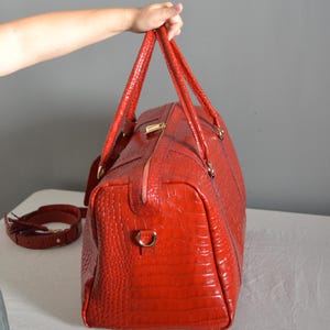 Leather Duffel Bag,
Weekender Bag,
Travel Bag for Women,
Red Overnight Bag,
Cabin Travel Bag,
Large Vacation Bag,
Personalized Gym Bag,
Leather Luggage Bag,
Leather Suitcase Bag,
Large Handmade Purse,
Gift for Sister,
Croco Pattern Bag,
Leather Gifts