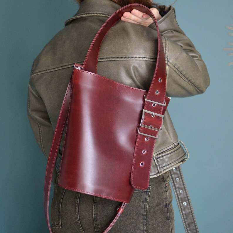 Leather Bucket Bag
Leather Tote Bag
Burgundy Leather Bag
Leather Gifts
Luxury Leather Bag
Crossbody Bag Women
Leather Shoulder Bag
Big Hobo Purse
Bag and Purses
Gift for Mother
Sister Present
Personalized Gift
Leather Hippie Bag
