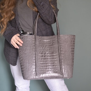 Gray Croco Leather Tote Bag For Women, Large Leather Shoulder Purse, Genuine Leather Business Bag, Big Leather Magnet Snap Shopping Bag