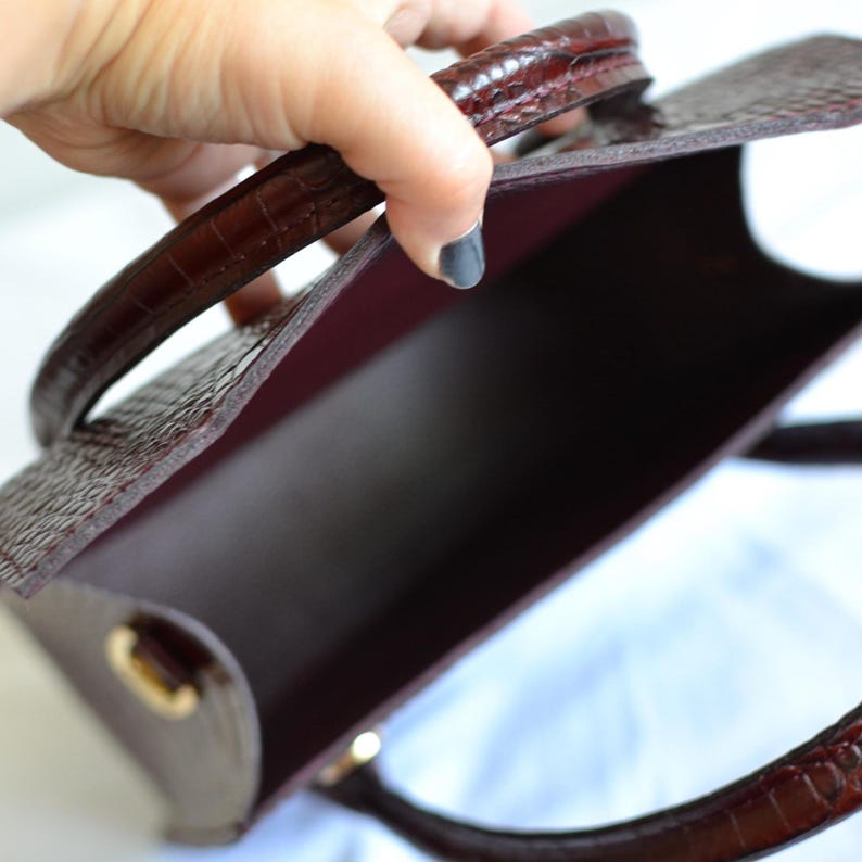 genuine leather bag,
croc embossed bag,
structured tote bag,
everyday leather bag,
crocodile print bag,
gift for her,
burgundy handbag,
luxury leather purse,
christmas gift,
leather gifts,
women leather purse,
mini crossbody bag,
small tote bag,