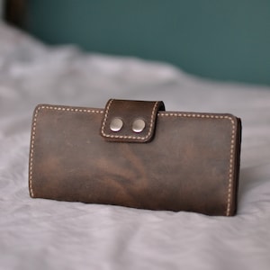 Carteira de couro genuíno, carteira de couro marrom com duas dobras, bolsa de dinheiro feita à mão, carteira marrom feminina, carteira grande masculina, carteira dupla personalizada