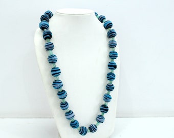 Blaue Filzperlen Halskette - Wolle Schmuck - Gefilzte Halskette - Handgemachtes Geschenk - Pom Pom Schmuck