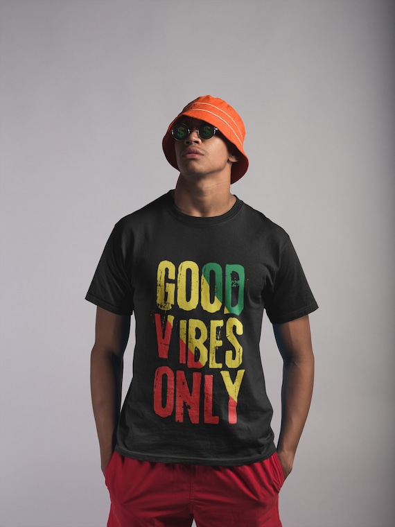 Rasta Good Vibes Only T-Shirt: Unisex Jersey Tee