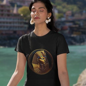 Tutankhamun Gold Pharaoh Mask T-Shirt: Egyptian Mysteries Tee
