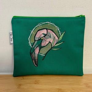 Flache Tasche mit „Aquarell-Flamingo“ bestickt, Fleece, Baumwollfutter. Federmäppchen, Kosmetiktasche usw.