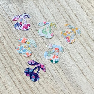 Stemmi termoadesivi ciliegia in Liberty, per personalizzare abbigliamento e accessori, donna o bambina