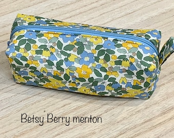 Trousse molletonnée Liberty of london Betsy Berry. Pour crayons, stylo, maquillage.