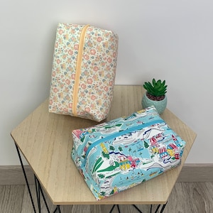 Trousse de toilette, trousse maquillage en Liberty coton , coloris au choix