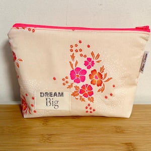 Borsa da toilette, trousse per il trucco... in cotone “Petit Pan”, imbottita, foderata. Idea regalo